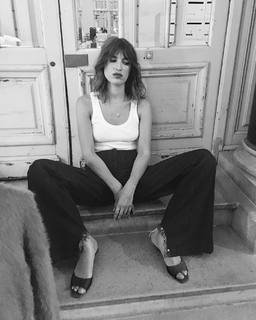 Jeanne Damas feet photo 6
