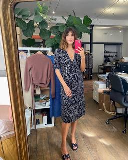 Jeanne Damas feet photo 1
