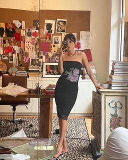 Jeanne Damas feet photo 7