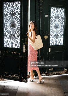Jeanne Damas feet photo 13