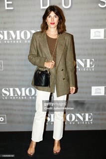 Jeanne Damas feet photo 5