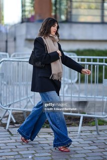 Jeanne Damas feet photo 4