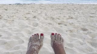 Jeanne Sparrow feet photo 1