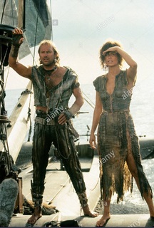 Jeanne Tripplehorn feet photo thumbnail