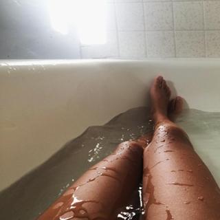 Jeannie Elise Mai feet photo 11