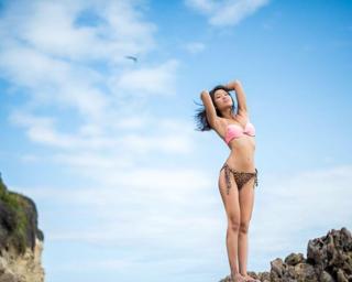 Jeannie Elise Mai feet photo 8