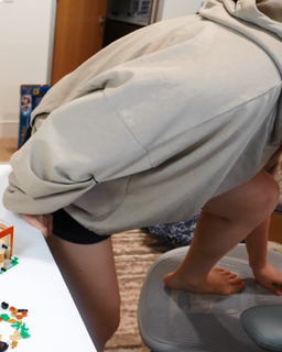 Jeannie Lee feet photo thumbnail