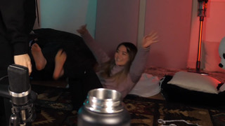 Jeannie Lee feet photo thumbnail