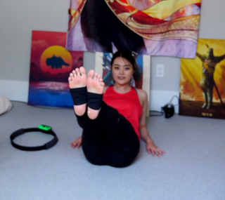 Jeannie Lee feet photo thumbnail