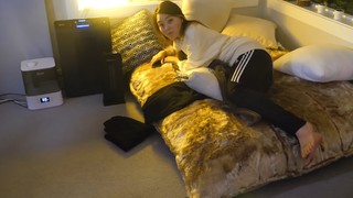 Jeannie Lee feet photo thumbnail