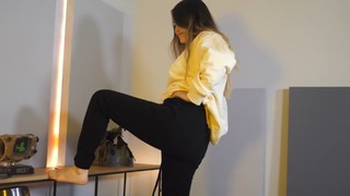 Jeannie Lee feet photo thumbnail