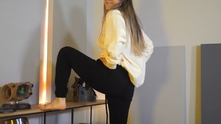 Jeannie Lee feet photo thumbnail