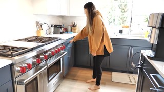 Jeannie Lee feet photo thumbnail