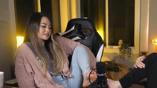 Jeannie Lee feet photo thumbnail