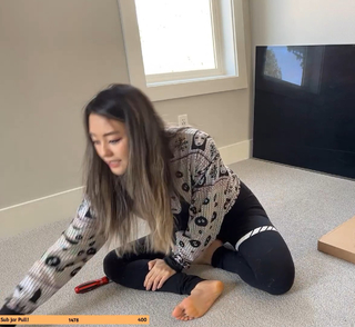 Jeannie Lee feet photo thumbnail