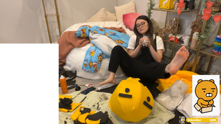 Jeannie Lee feet photo thumbnail