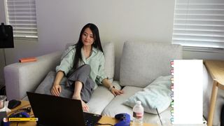 Jeannie Lee feet photo thumbnail