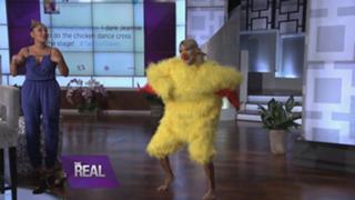 Jeannie Mai Jenkins feet photo thumbnail