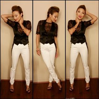 Jeannie Mai Jenkins feet photo thumbnail