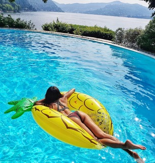 Jeannie Mai Jenkins feet photo thumbnail