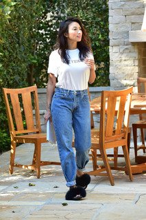 Jeannie Mai Jenkins feet photo thumbnail