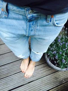 Jeannine Michaelsen feet photo thumbnail