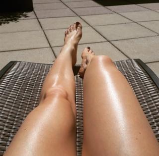 Jedediah Bila feet photo thumbnail