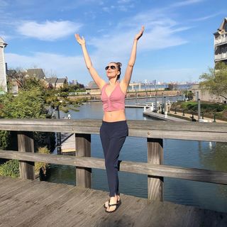 Jedediah Bila feet photo thumbnail