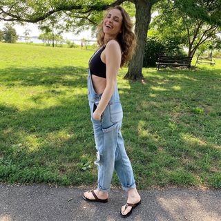 Jedediah Bila feet photo thumbnail