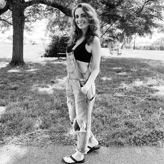 Jedediah Bila feet photo thumbnail