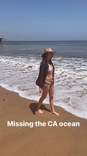 Jedediah Bila feet photo thumbnail