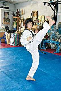 JeeJa Yanin feet photo 2