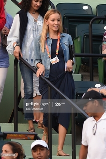 Jelena Djokovic feet photo 7
