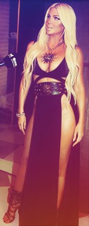 Jelena Karleusa feet photo thumbnail