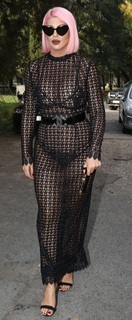 Jelena Karleusa feet photo thumbnail