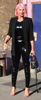 Jelena Karleusa feet photo thumbnail