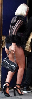 Jelena Karleusa feet photo thumbnail