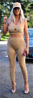 Jelena Karleusa feet photo thumbnail