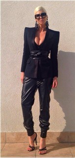 Jelena Karleusa feet photo thumbnail
