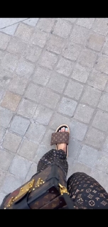 Jelena Karleusa feet photo thumbnail