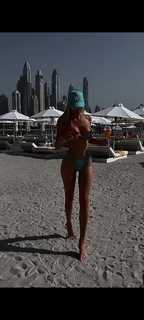 Jelena Karleusa feet photo thumbnail