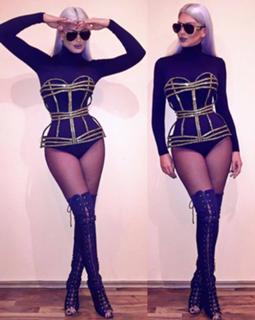 Jelena Karleuša feet photo 12