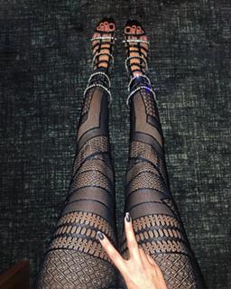 Jelena Karleuša feet photo 1
