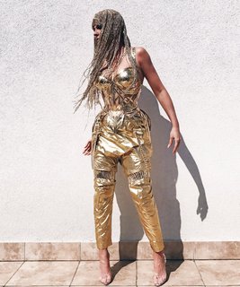 Jelena Karleuša feet photo 5