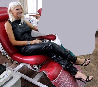 Jelena Karleuša feet photo 9