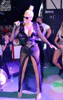 Jelena Karleuša feet photo 9