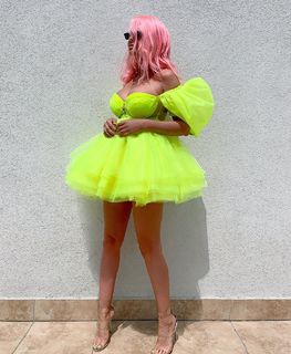 Jelena Karleuša feet photo 6