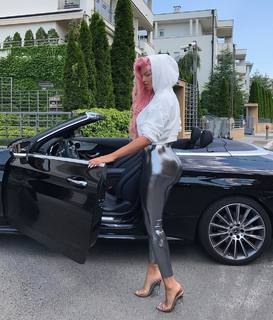 Jelena Karleuša feet photo 7