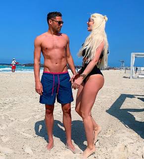 Jelena Karleuša feet photo 2