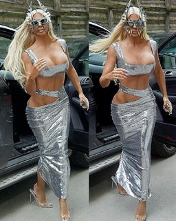 Jelena Karleuša feet photo 9